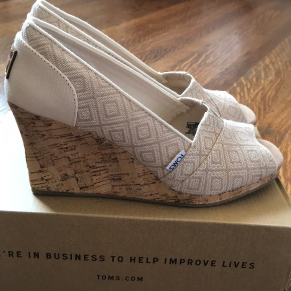 Toms Wedges - Picture 3 of 5